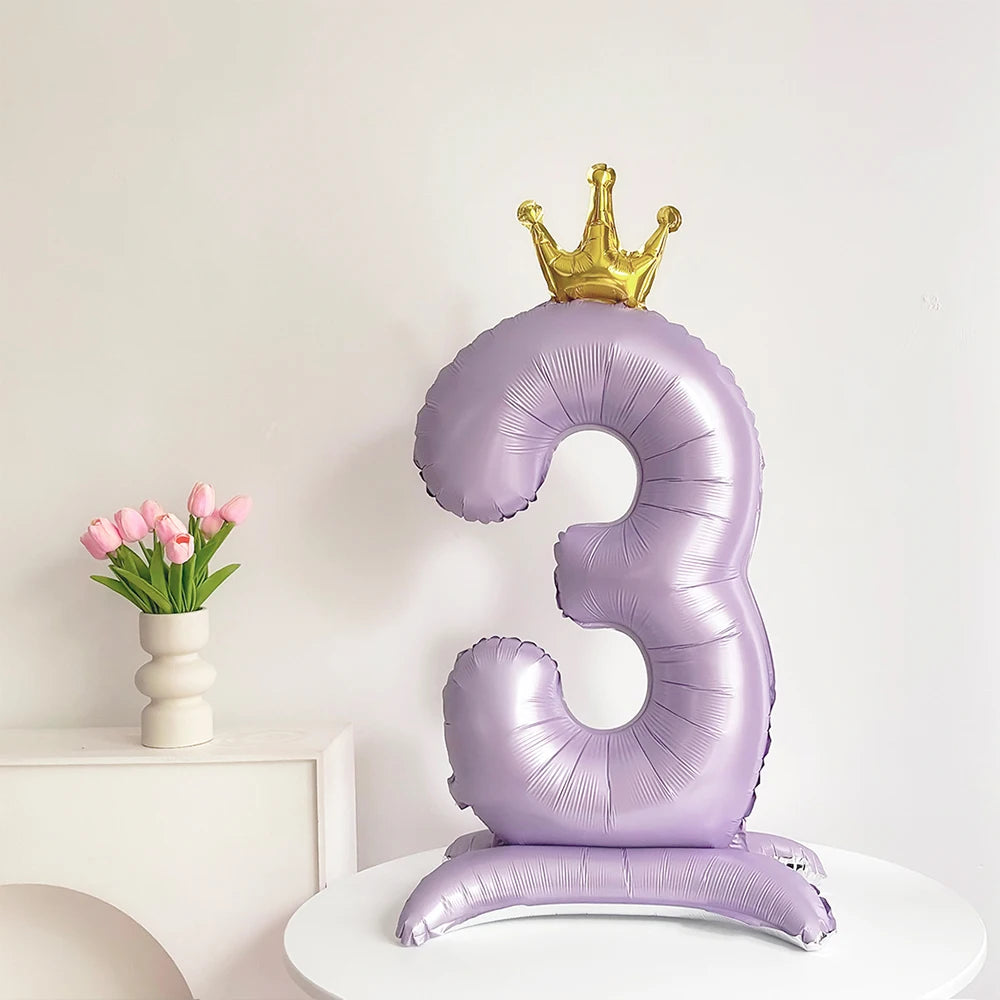 Standing matte purple crown digital aluminum foil balloon is suitable for birthday party interior decoration photo props