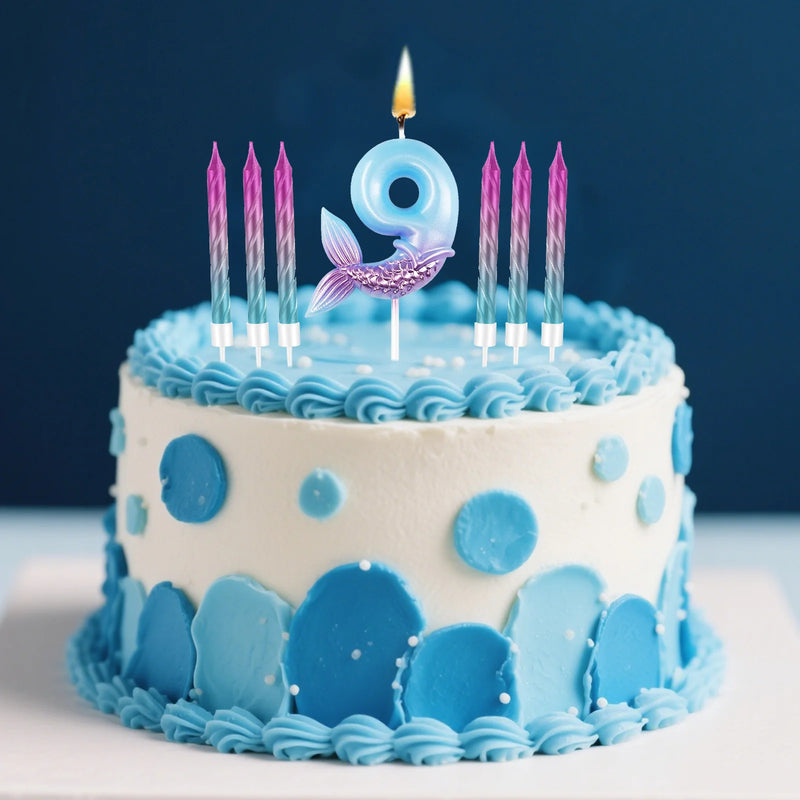 bougie anniversaire sirene 9 gateau blanc rond bleu