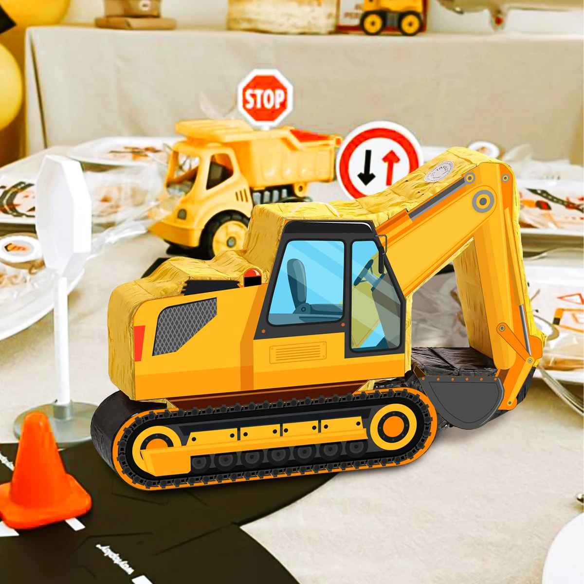 pinata excavatrice table cone table