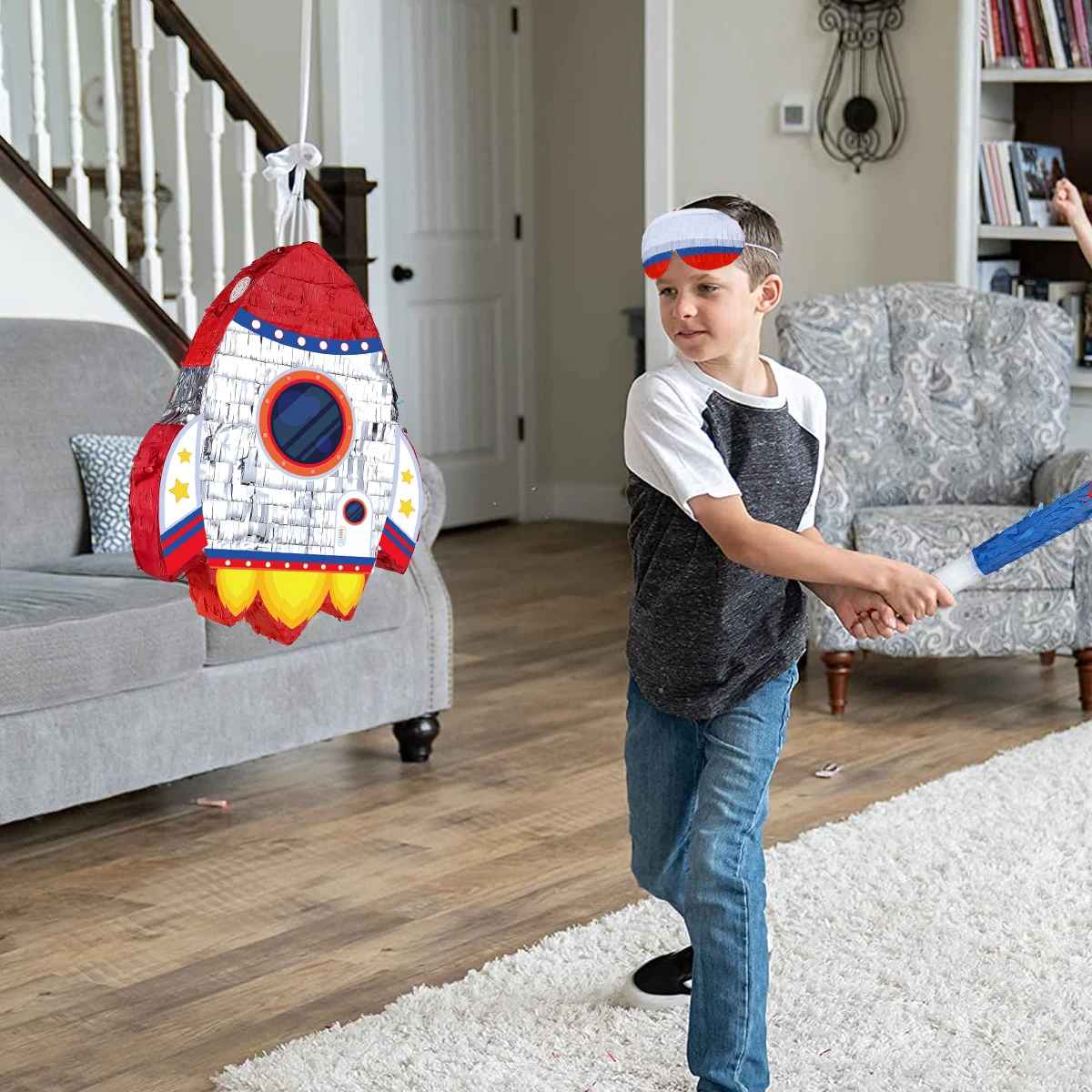 pinata fusee baton salon divan