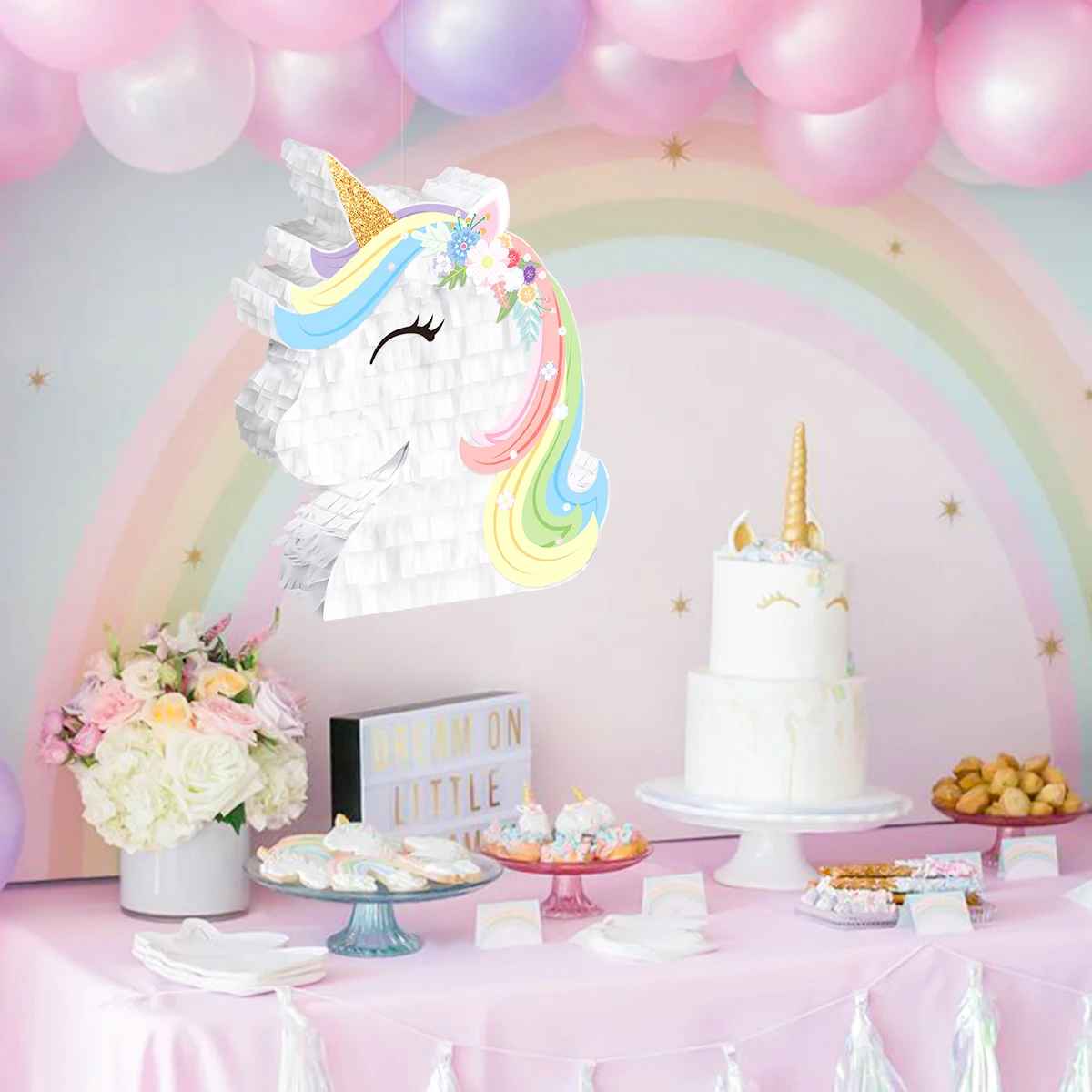 pinata tete licorne table arc en ciel