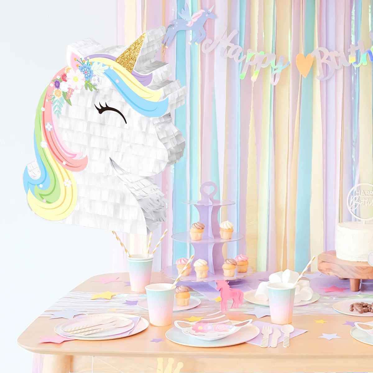 pinata tete licorne table franges pastelles